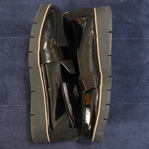 Dr. Scholl's Black Patent Leather & Suede Loafers - Picture 6 of 10